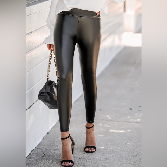 Cupshe Holidaze Faux Leather High Waist Leggings M/Black - Picture 1 of 2